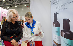 АО «Ретиноиды» представило новую косметическую линейку Retinoids Cosmetics Lab на выставке InterCHARM